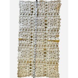 Hand-Crocheted Cream Table Runner Or Dresser Scarf Floral Pattern 31" X 17" VTG